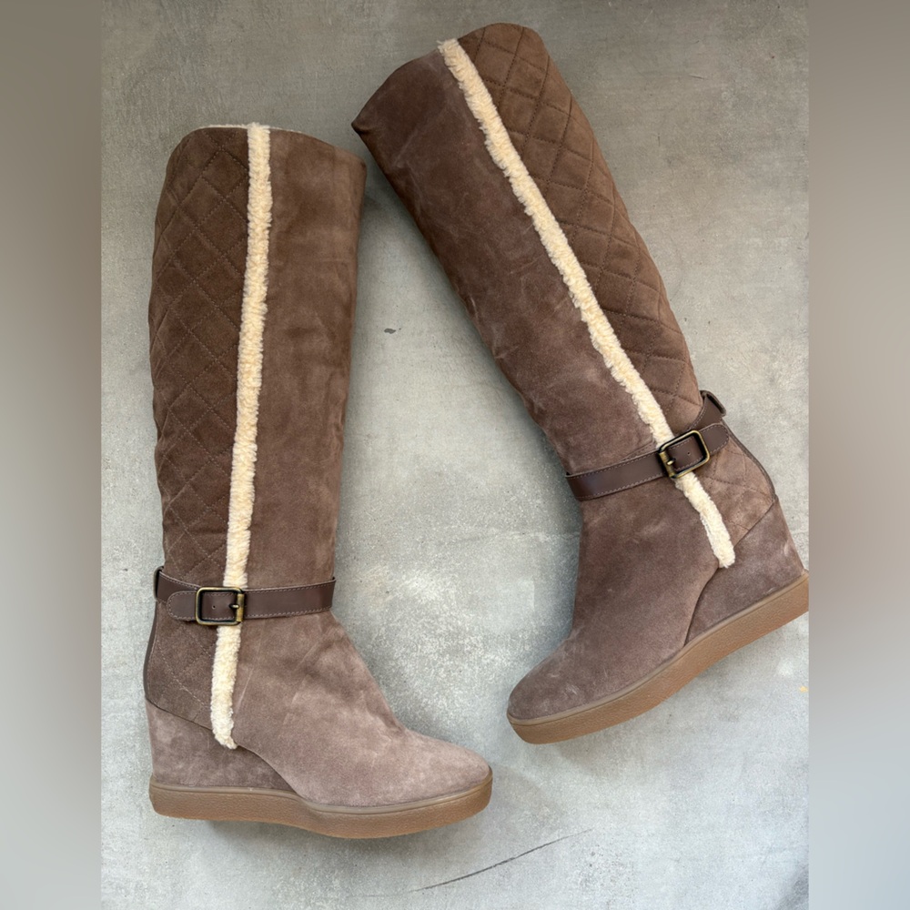 NWOT Aquatalia Callie Faux Fur-Trimmed Suede Tall Boots - Picture 12 of 16